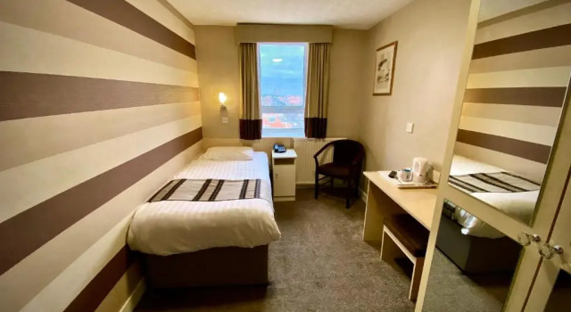 Номер Standard Doric Hotel