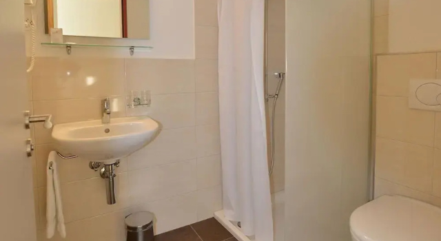 Номер Standard Motel zum Hirschen Wollerau