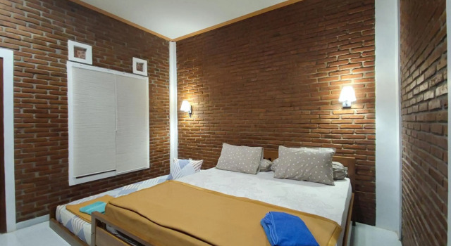 Genthong Homestay - Hostel, Book Hostel / Vandrerhjem Hostels i Central Java, Hostel / Vandrerhjem