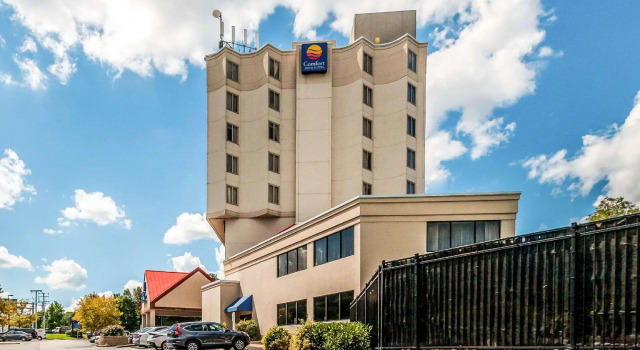 Кровать в общем номере Comfort Inn & Suites Alexandria West