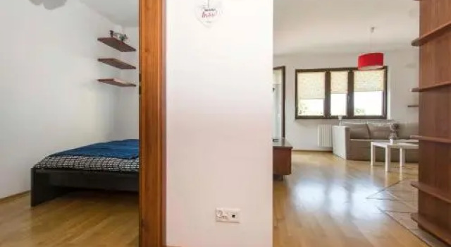 Sole, Varaa Huoneisto Hotellit Pommeri pysäköinnillä, Pysäköinti