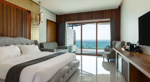 Двухместный номер Deluxe с видом на океан Hotel Villa AoKhanom Beachfront