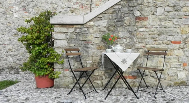 Cordana, Book Hotel Valdobbiadene 