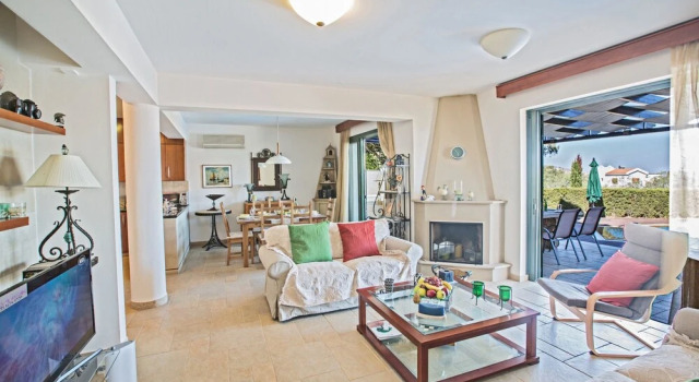 Cyprus Villa SP5 Gold, Boek Villa Hotels in Protaras met parkeren, in de buurt van Neolithic Settlement, Parkeren