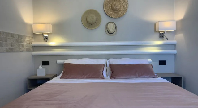 Апартаменты Deluxe c 1 комнатой с балконом и с частичным видом на море Sonio Beach Hotel