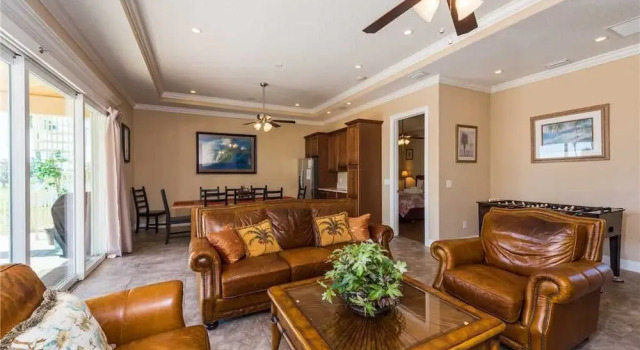 Flagler Dream, 6 Bedroom, Sleeps 14, Private Pool, Ocean View, Rezerwuj Hotel Hotele w Palm Coast z parkingiem, Parking