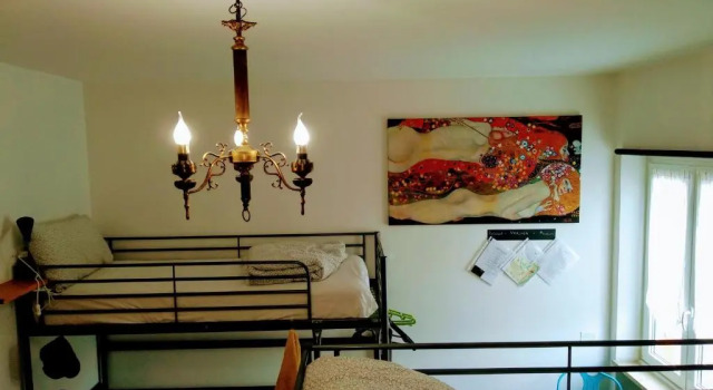Кровать в общем номере (женский номер) Posada Verona Hostel