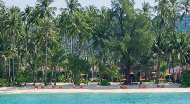 Коттедж с видом на сад Medee Resort