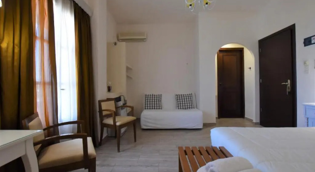 Полулюкс Rodakas Hotel