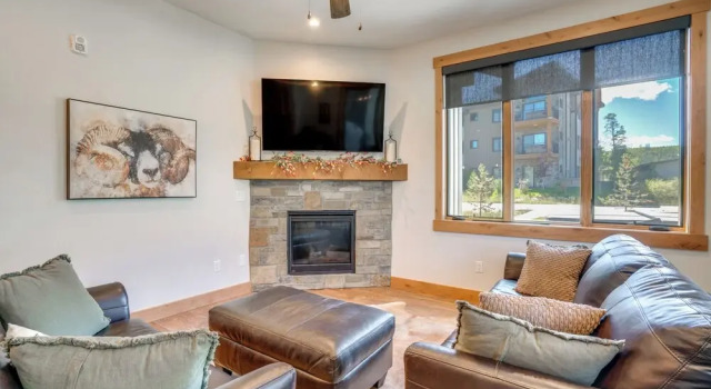 Fraser Adventure Base! Condo Near Hiking & River, จอง อพาร์ทเมนท์ Fraser Winter Park - Fraser, ใกล้ ลานสกีโคโลราโดแอดเวนเจอร์ปาร์ค
