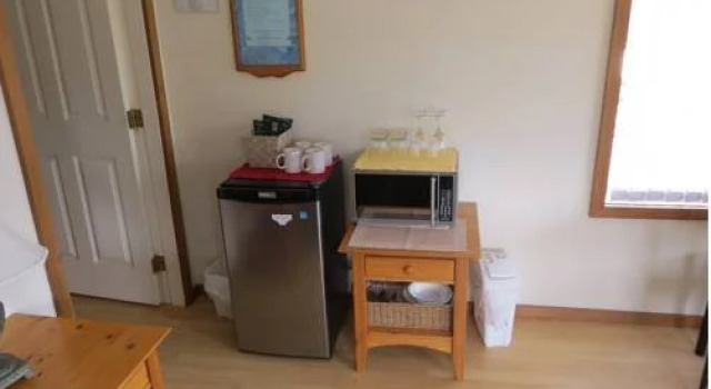 Bedwell Place Guest House, Book Guesthouse Tofino 