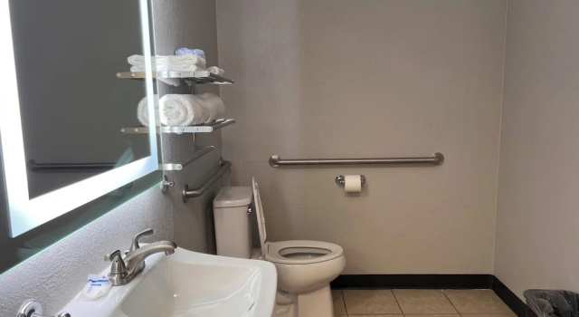 Двухместный номер Standard Rodeway Inn Orange Park - Jacksonville near Naval Air Station