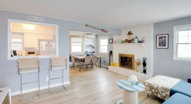 Коттедж Bayfront Brigantine Escape w/ Porch & Bay Views!