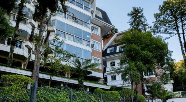 Apartamento Amplo e Muito bem Decorado na rua da Aldeia do Papai Noel