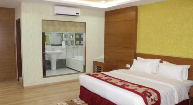 Клубный номер Executive Hotel Harrison Palace
