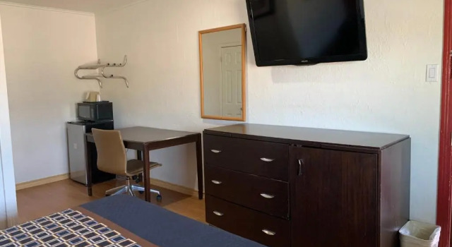 Camera Standard Budget Inn