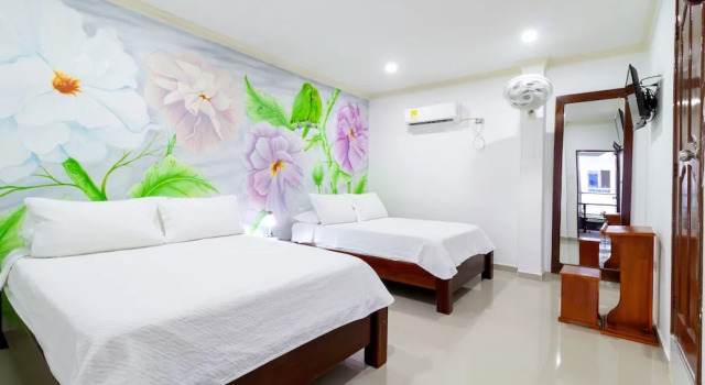 Четырёхместный номер Standard Hotel Jardines Evans By GEH Suites