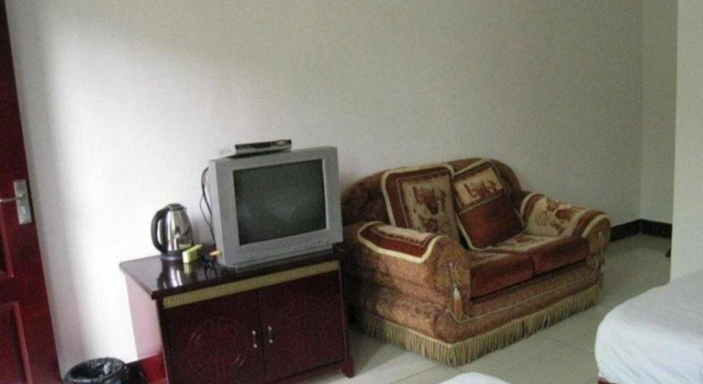 Emeishan Longshan Inn, Rezerwuj Hotel Tanie hotele w Emeishan