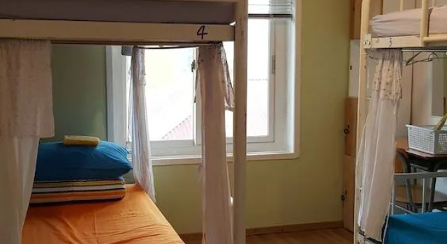 Lemon Tree Guesthouse 1 - Hostel, 预订 青年旅舍 Daejeong 西归浦市