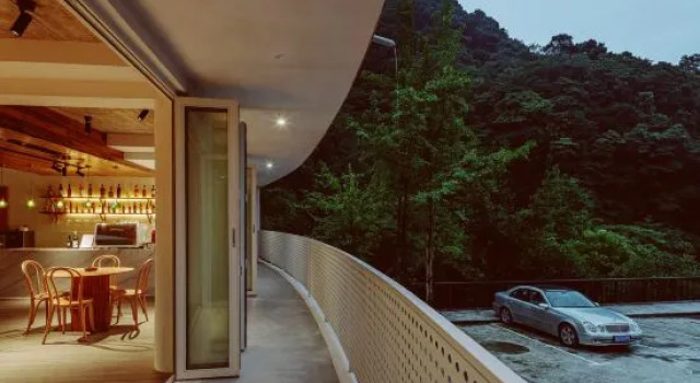 Zhisu Shuo Muxi · Lanshanlan Private Hot Spring Vacation Apartment, Boek Appartement Hotels in Chengdu met parkeren, Parkeren