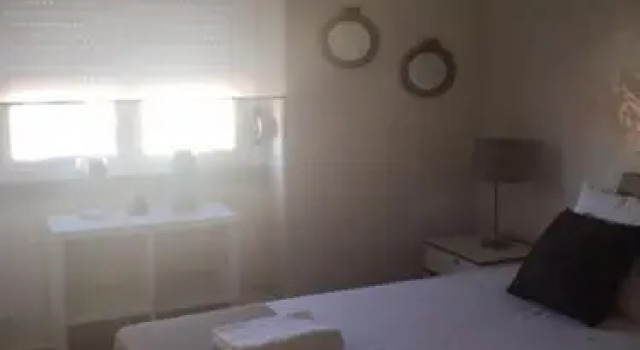 4U Lisbon V Guesthouse, Забронировать Отель Алваладе Лиссабон, рядом с Jardim Botânico Tropical