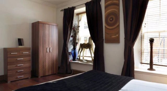2 Bedroom Flat Near Edinburgh Playhouse, Забронировать Отель Эдинбург Midlothian, рядом с Холирудское абатство