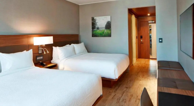 Четырёхместный номер Standard AC Hotel by Marriott Portland Downtown, OR