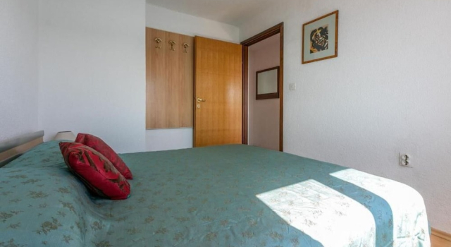 Apartments Vera, Prenota Appartamento Hotel a Isole Quarnerine con parcheggio, Parcheggio