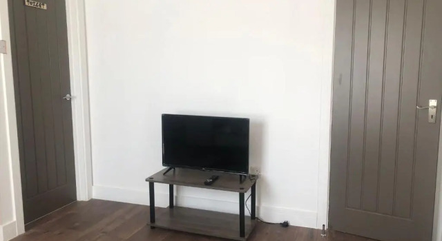 Blue house, Забронировать Отель Отели в центре Линкольна с завтраком, отели в центре Линкольна с завтраком