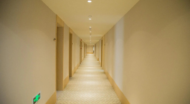 Ji Hotel Hefeng Binhu Shidai Square, Rezerwuj Hotel Hotele 3-gwiazdkowe w Luogang, 3*