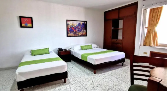 Семейный полулюкс Hotel Torre del Prado