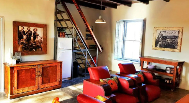 Коттедж Little Artist Cottage