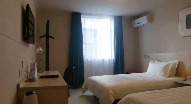 Dongguan F Hotel Nancheng
