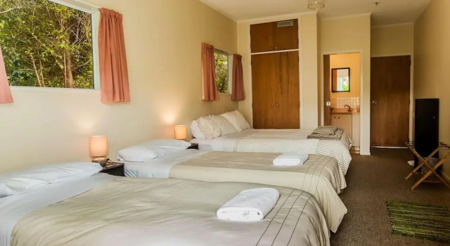 Ocean View Raglan Bed & Breakfast, Buchen Sie Hotel Raglan Waikato