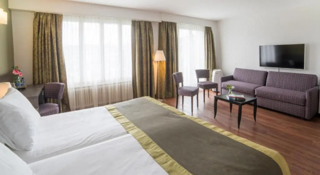 Люкс Hotel Montana