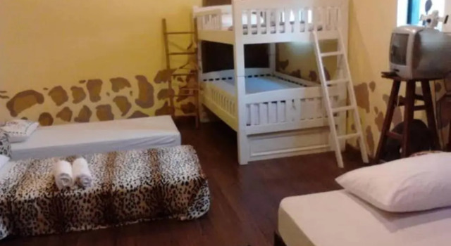 Кровать в общем номере mstay