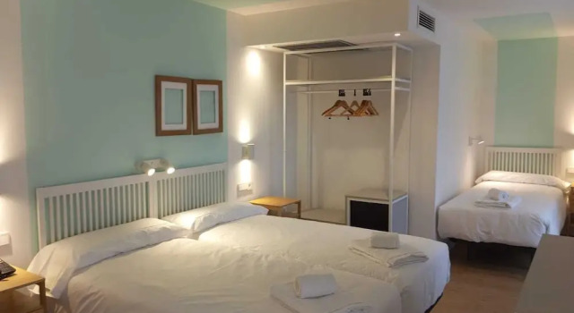 Трёхместный номер Standard Hotel Virgen de Covadonga