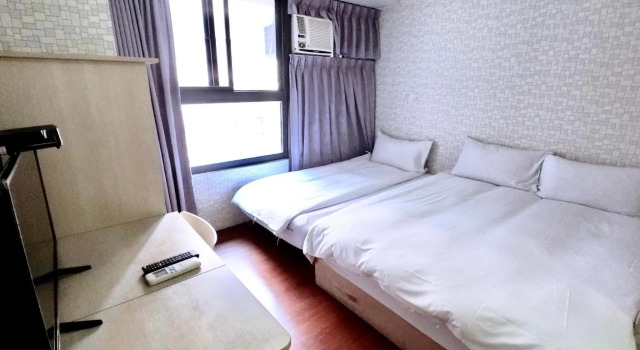 Feng Chia Enjoy, Book Hotel Hoteller i Taichung med parkering, Parkering