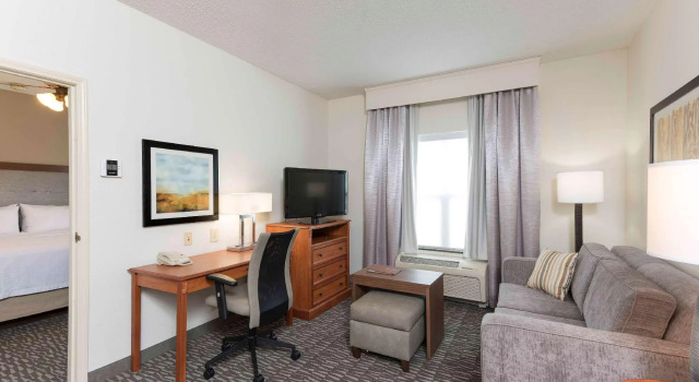 Двухместный люкс c 1 комнатой Homewood Suites by Hilton Indianapolis Airport / Plainfield