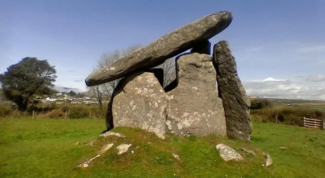 Summit Camping field, Kit Hill Rd, Cornwall BRING A TENT Stunning Views, จอง ลานตั้งแคมป์ Callington Tamar Valley