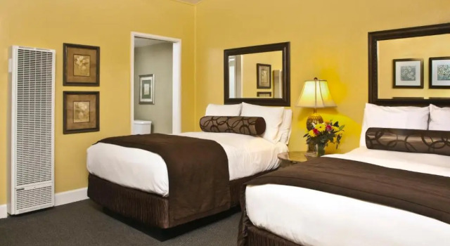 Номер Standard Monterey Peninsula Inn