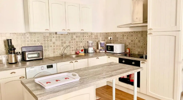 Апартаменты с 2 комнатами Central Narbonne with Rooftop Terrace