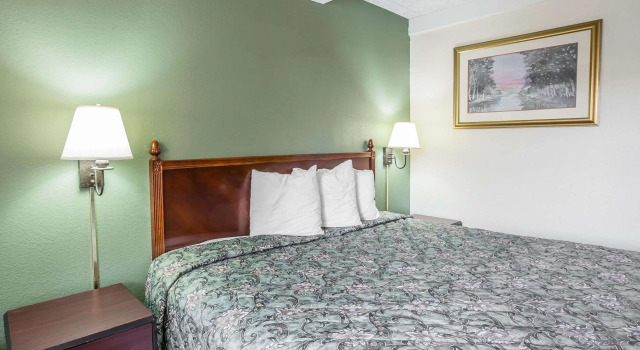 Двухместный номер Standard Rodeway Inn Laurens