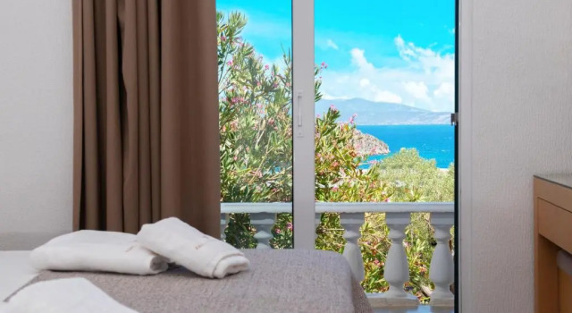 Бунгало Phaistos Hotel