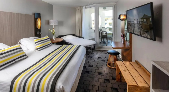 Трёхместный номер Standard с красивым видом из окна Thalazur Port-Camargue - Hotel & Spa