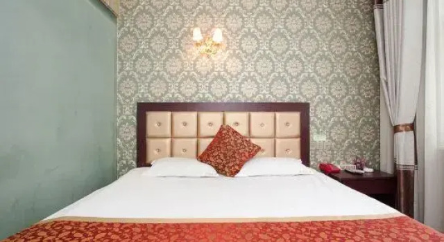 Люкс Deluxe Zhumadian Lidu Express Hotel