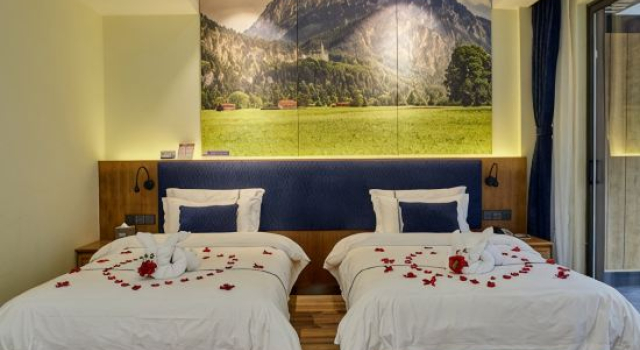 Люкс Дуплекс с 3 комнатами с балконом Spring Posh Roadsun International Hotel & Resort