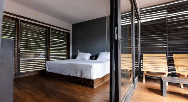 Номер Comfort 99 Surf Lodge