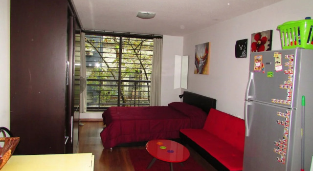 Well-located Studio with a Balcony