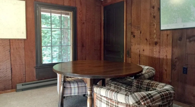 57sw - Fireplace - Wifi -  Sleeps 6 2 Bedroom Home by RedAwning, Buchen Sie Ferienwohnung Apartments in Glacier, Ferienwohnung